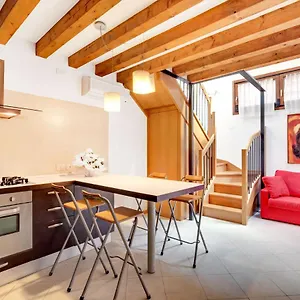  Apartment Little Canal 14 Italien